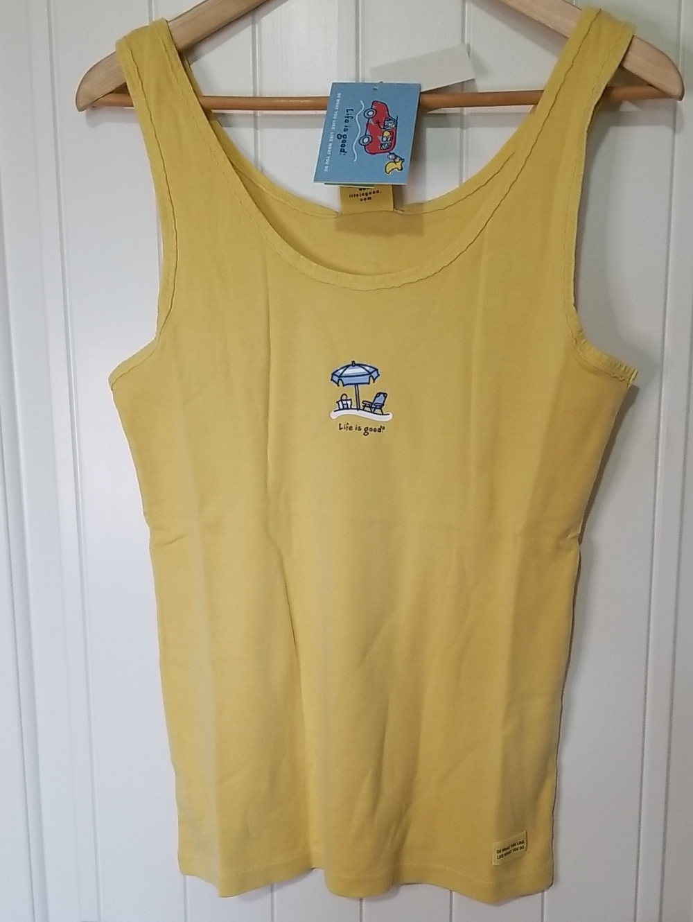 Life Is Good 100% Cotton Yellow Tank w/Beach Umbrella, Jake Logo  On Back XL NWT